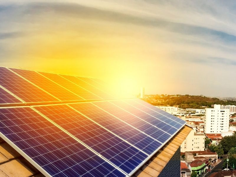 A Revolução Sustentável: Energia Solar e seu Impacto no RH e DP